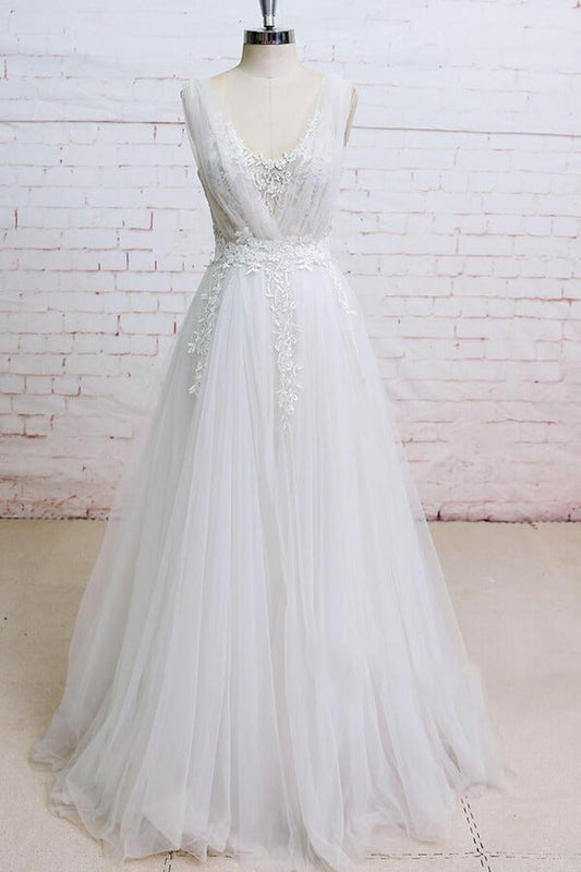 Long A-line V-neck Appliques Lace Tulle Wedding Dress